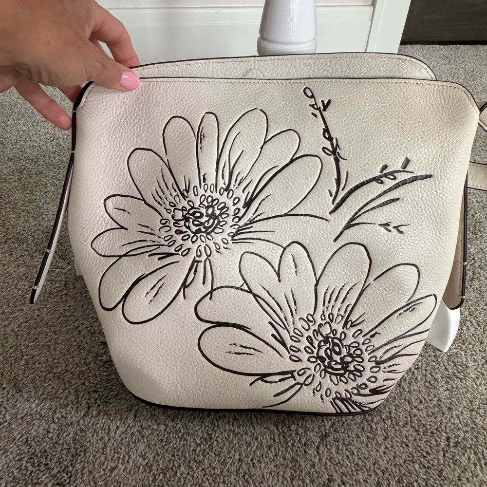 Vera Bradley Cream Floral Shoulder Bag